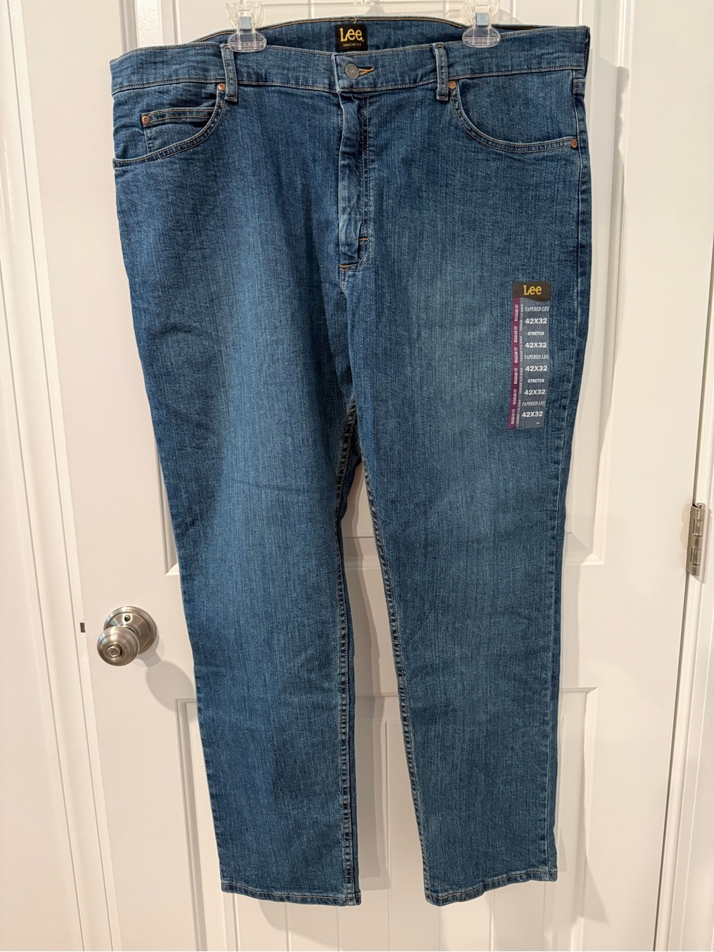 Lee Men's Regular Fit Medium Blue Denim Jeans NEW 42x32